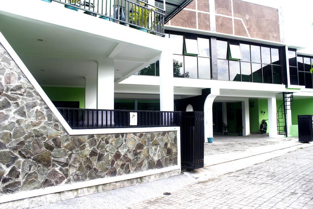 The Greenhouse Yogyakarta Exterior foto